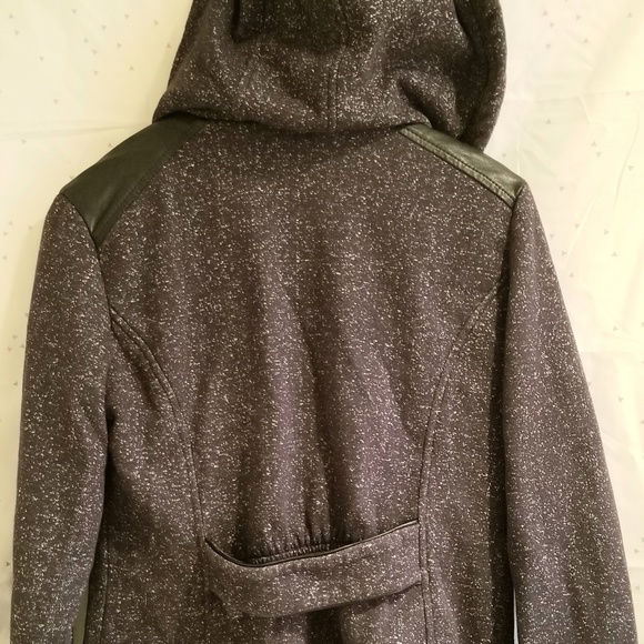Int. D.e.t.a.i.l.s Black amd Grey Jacket with Hood - Picture 2 of 4